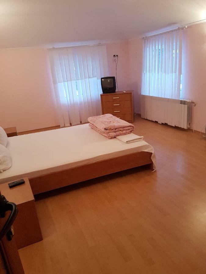 Guest House Iveta Sofia Exteriör bild